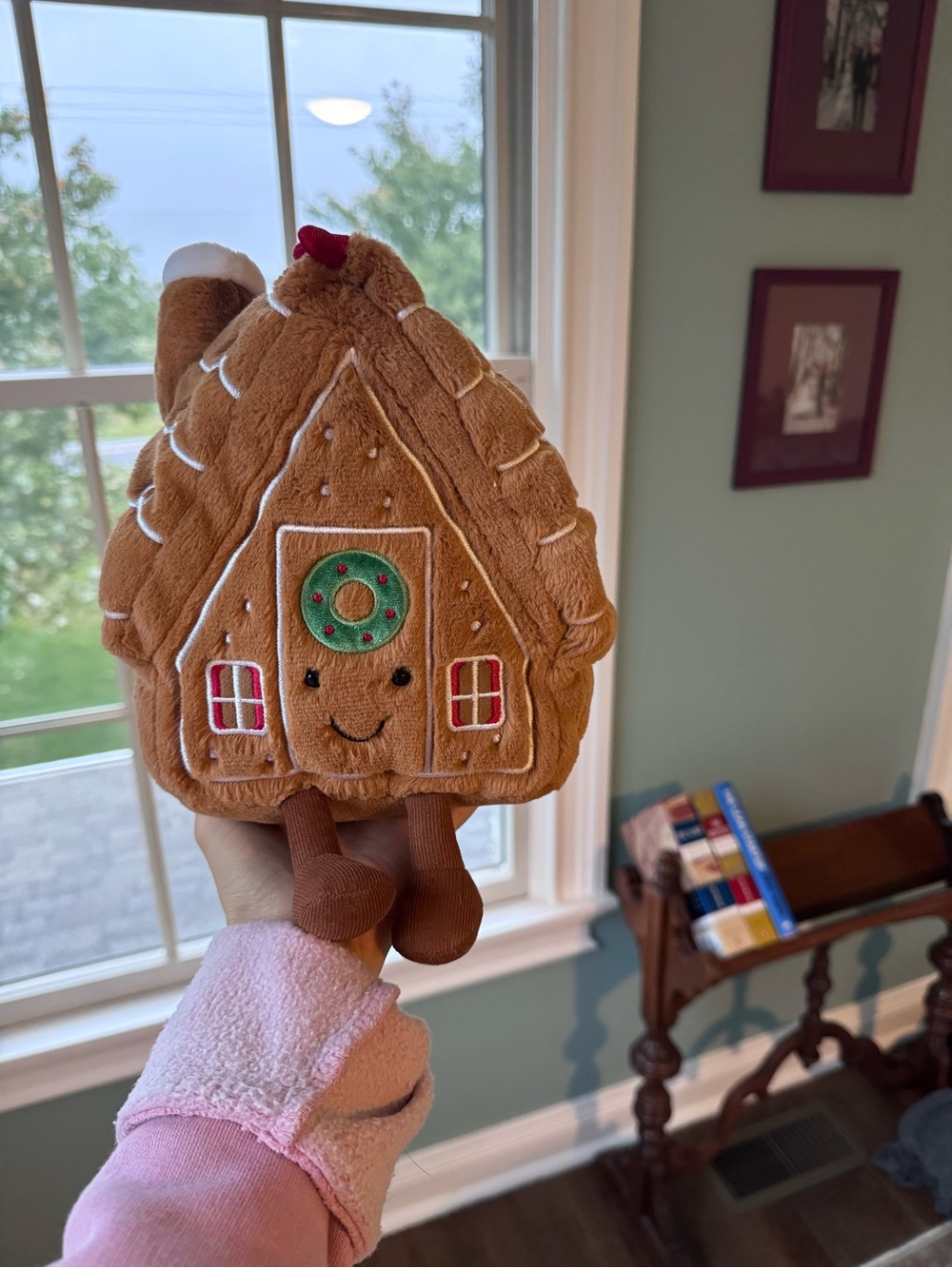 Jelly Cat gingerbread house